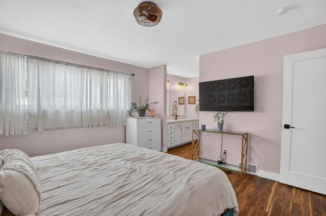 2374 Via Camino Ave, Carmichael, CA 95608