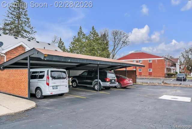 15220 Garfield B, Redford Charter Township, MI 48239