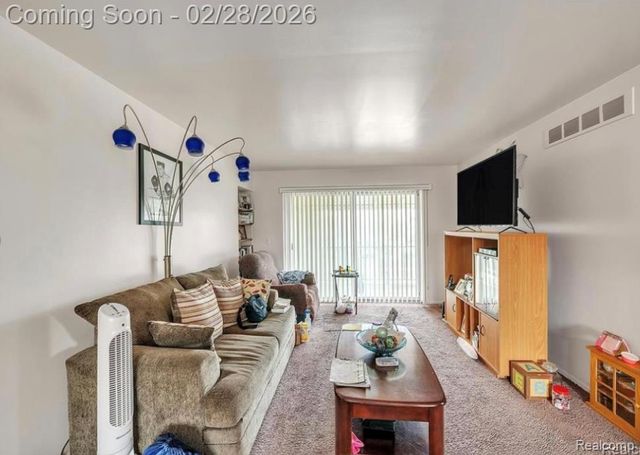 15220 Garfield B, Redford Charter Township, MI 48239