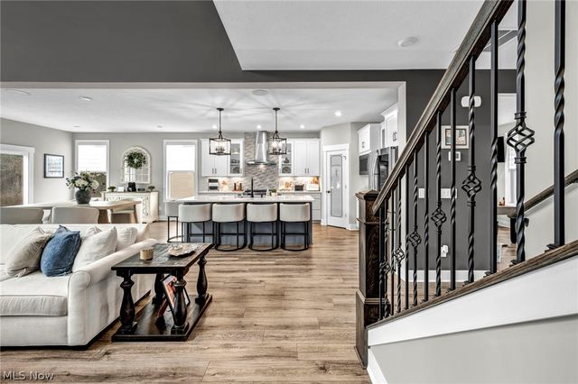 2818 Weeping Pine Drive, Medina, OH 44256