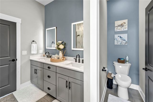 2818 Weeping Pine Drive, Medina, OH 44256