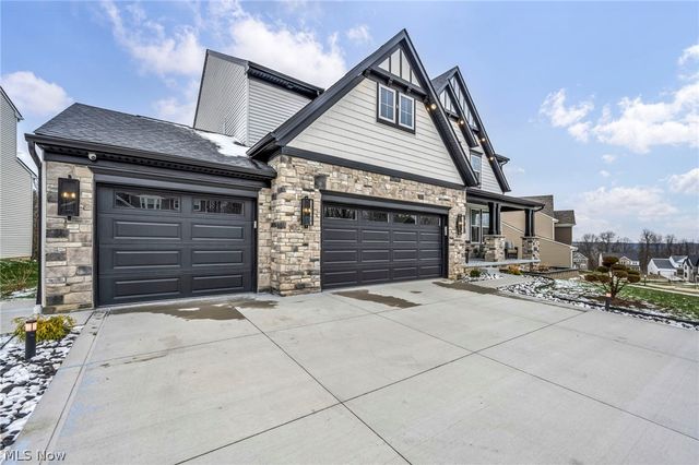 2818 Weeping Pine Drive, Medina, OH 44256