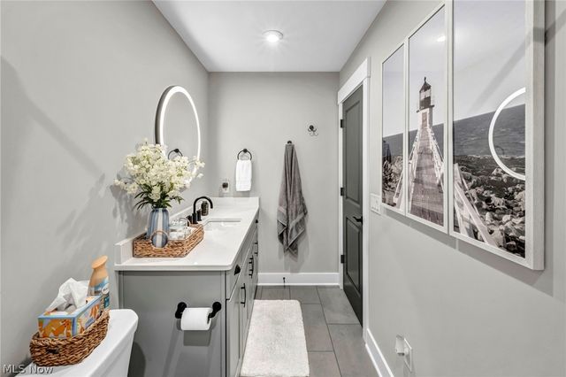 2818 Weeping Pine Drive, Medina, OH 44256