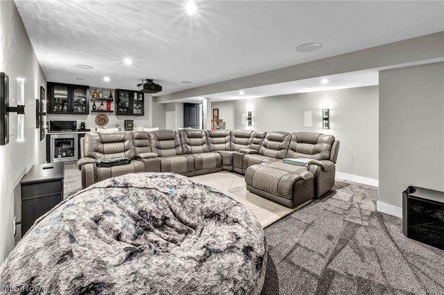 2818 Weeping Pine Drive, Medina, OH 44256