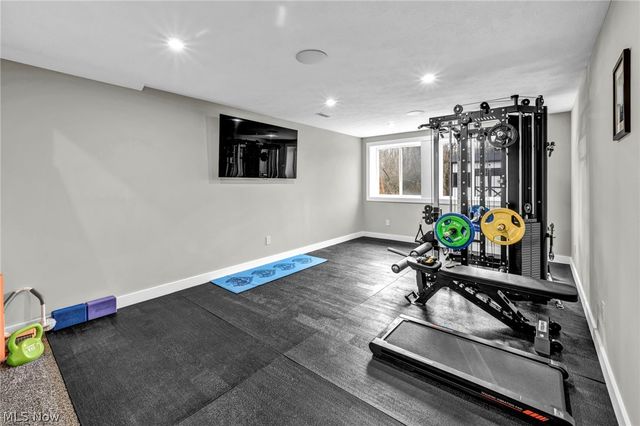 2818 Weeping Pine Drive, Medina, OH 44256