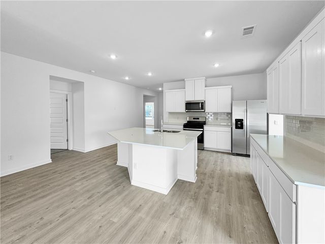 411 Maya Street, Prairie Grove, AR 72753