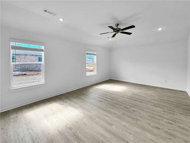 411 Maya Street, Prairie Grove, AR 72753