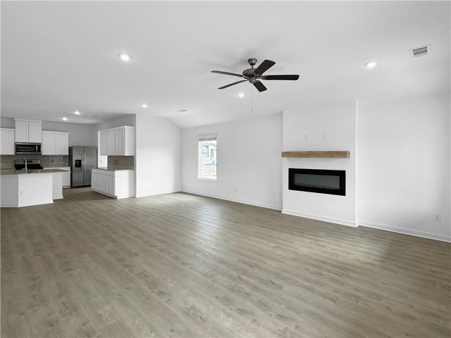 411 Maya Street, Prairie Grove, AR 72753