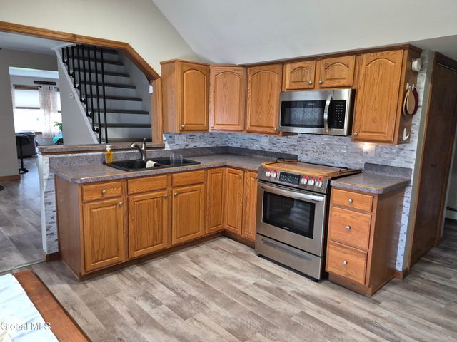 4 Ferris Street, Hudson Falls, NY 12839