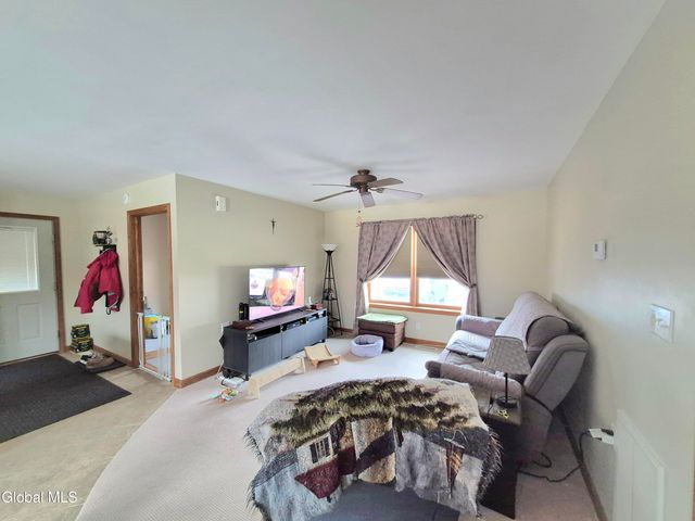 4 Ferris Street, Hudson Falls, NY 12839