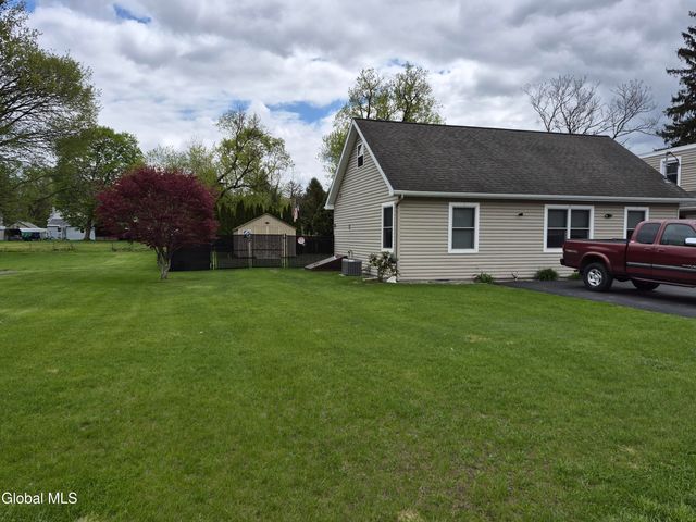 4 Ferris Street, Hudson Falls, NY 12839
