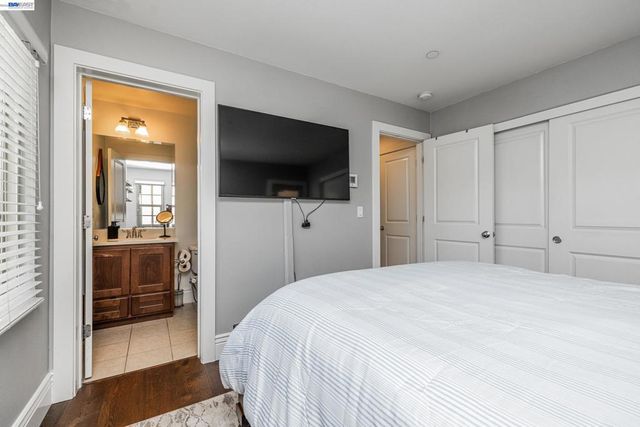 908 Smith Ln, Milpitas, CA 95035