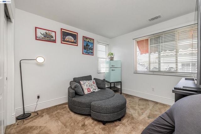 908 Smith Ln, Milpitas, CA 95035