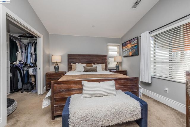 908 Smith Ln, Milpitas, CA 95035