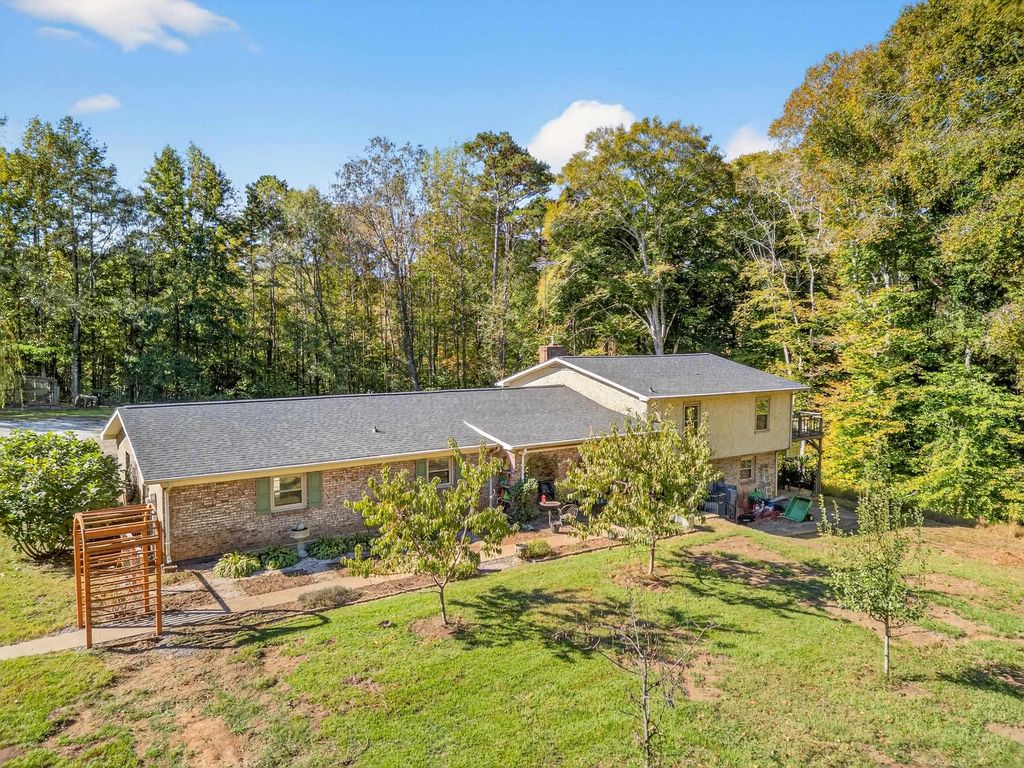 102 Bates Road, Gaffney, SC 29340