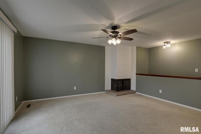 1601 S 30TH Street, Quincy, IL 62301