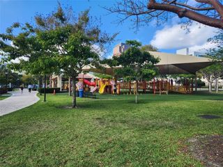 200 SW 9th St 1, Fort Lauderdale, FL 33315