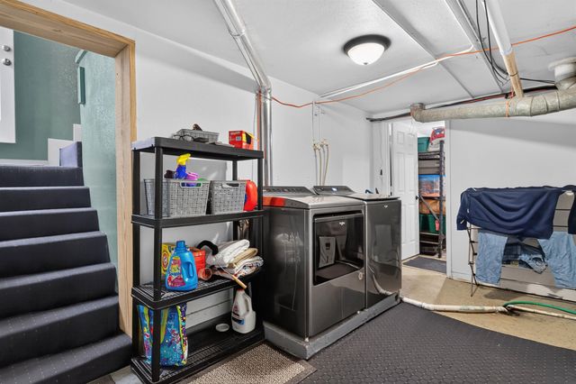 711 Bishop Avenue, Waterloo, IA 50707