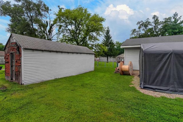 711 Bishop Avenue, Waterloo, IA 50707