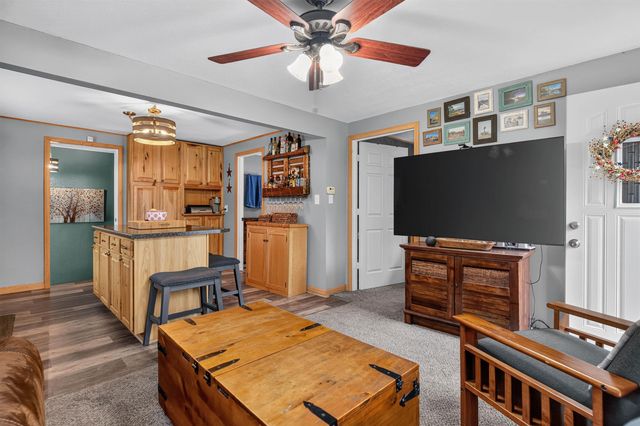 711 Bishop Avenue, Waterloo, IA 50707