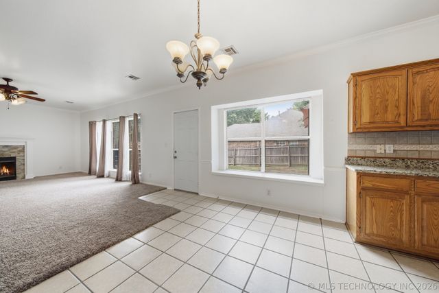 3808 W Detroit Street, Broken Arrow, OK 74012
