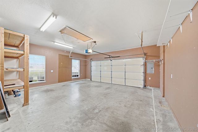 3808 W Detroit Street, Broken Arrow, OK 74012