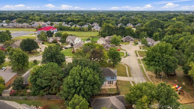 3808 W Detroit Street, Broken Arrow, OK 74012