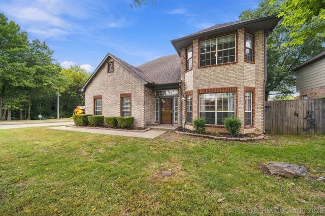 3808 W Detroit Street, Broken Arrow, OK 74012