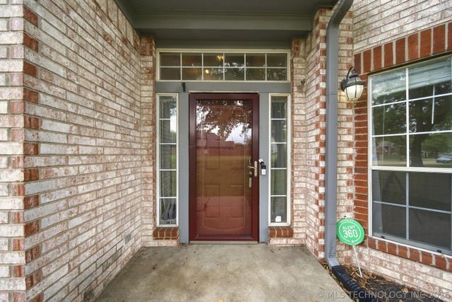 3808 W Detroit Street, Broken Arrow, OK 74012