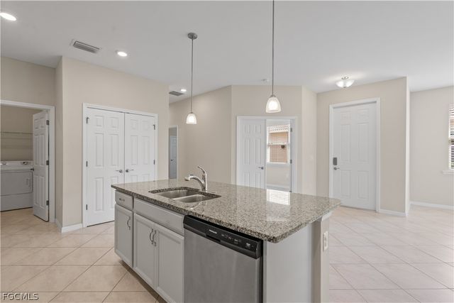 4443 Dutchess Park RD, Fort Myers, FL 33916