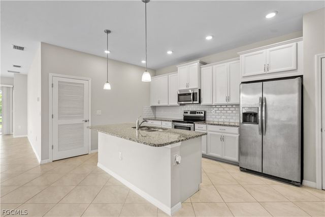 4443 Dutchess Park RD, Fort Myers, FL 33916