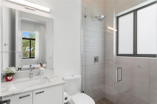 10251 SW 136th St, Miami, FL 33176