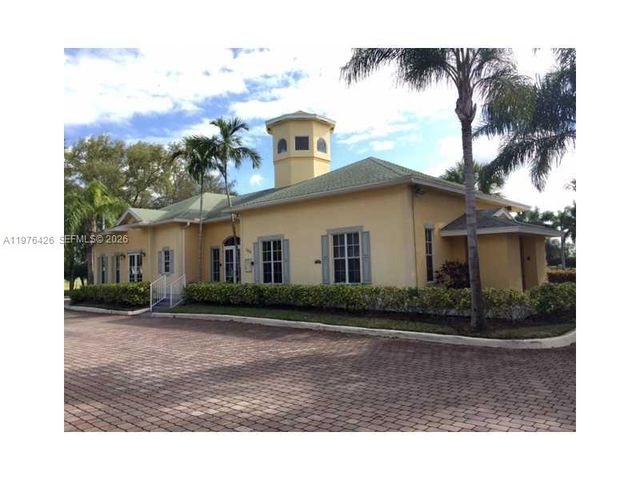 216 Meadows Cir 216, Boynton Beach, FL 33436