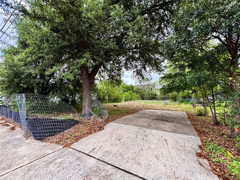 6201 Club TER, Austin, TX 78741