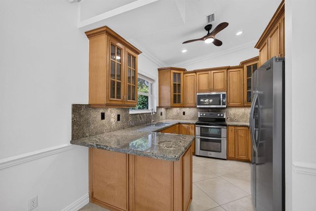 15678 95th Avenue N, Jupiter, FL 33478