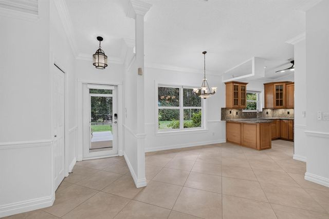 15678 95th Avenue N, Jupiter, FL 33478