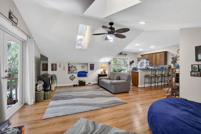 15678 95th Avenue N, Jupiter, FL 33478
