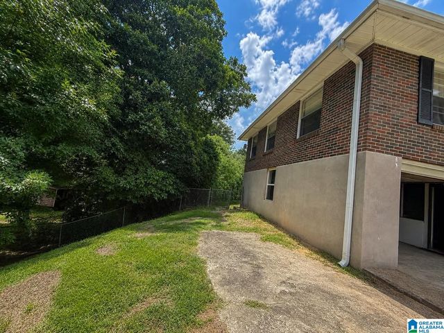2228 2ND PLACE NW, Center Point, AL 35215