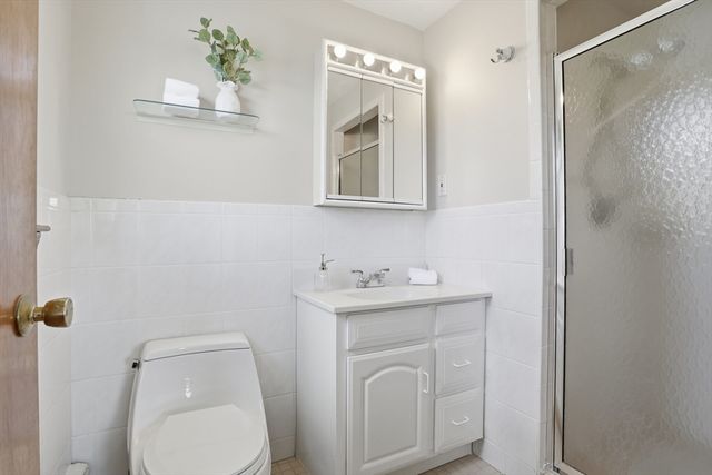 175 Mallard Way, Waltham, MA 02452