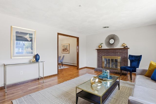 175 Mallard Way, Waltham, MA 02452