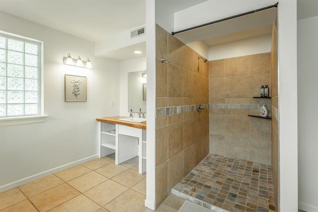 2909 E Crescent Circle, Chattanooga, TN 37407