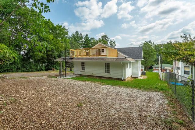 2909 E Crescent Circle, Chattanooga, TN 37407