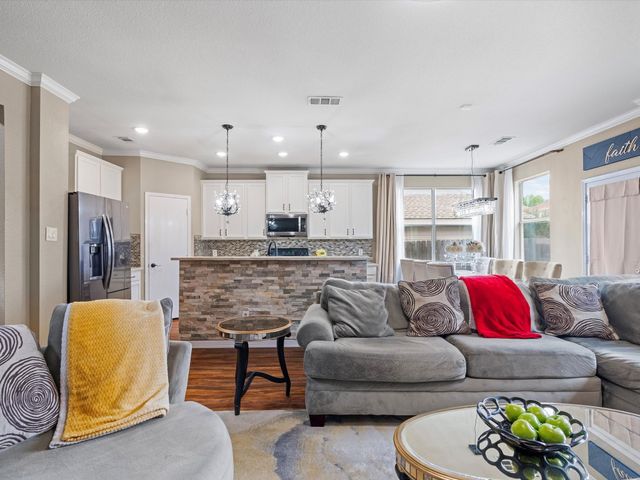 1122 Red Robin Drive, Aubrey, TX 76227