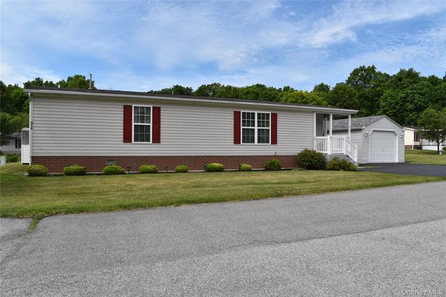 314 Brittany Terrace, Rock Tavern, NY 12575