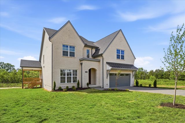 135 Stewarts Landing Dr, Mount Juliet, TN 37122