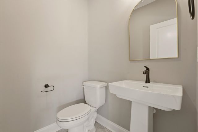 135 Stewarts Landing Dr, Mount Juliet, TN 37122