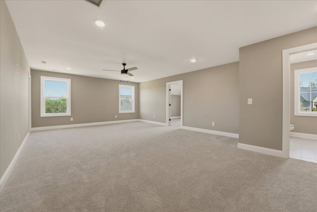 135 Stewarts Landing Dr, Mount Juliet, TN 37122