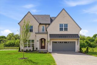 135 Stewarts Landing Dr, Mount Juliet, TN 37122