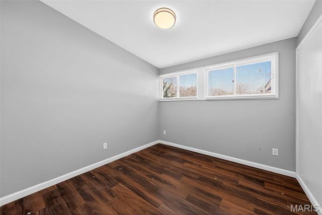 905 Saint Anthony Lane, Florissant, MO 63033