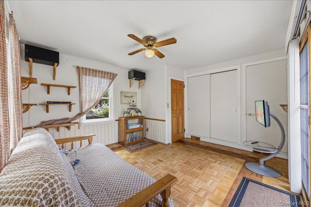 532 Shore Drive, New Windsor, NY 12553